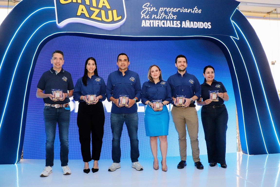 Carlos Chahín, Rina Ramos, Raúl Hernández, Melany Galeano, Liliana Barahona y Juan Peláez.