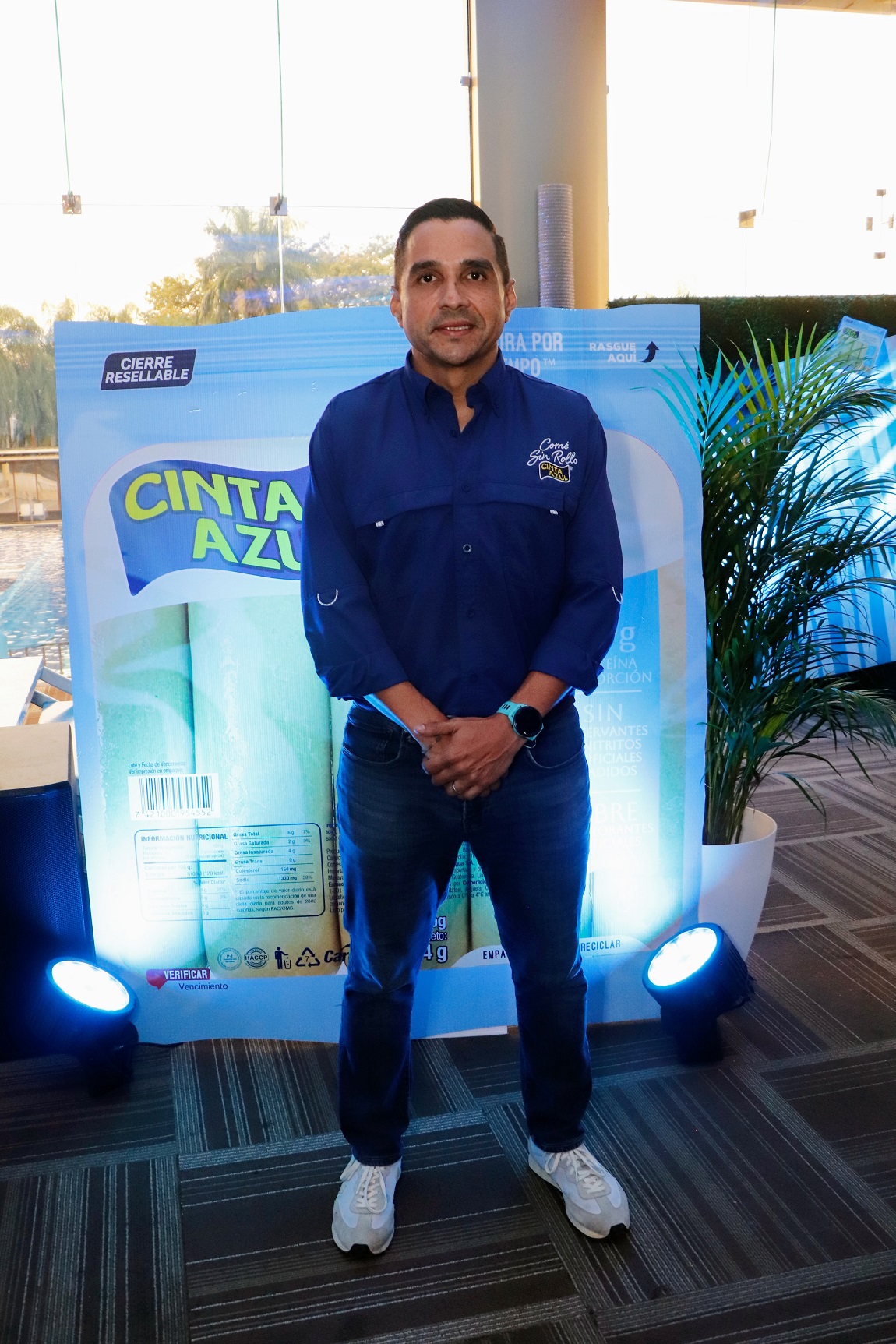 La apertura del evento estuvo a cargo de Raúl Hernández, gerente de Cargill, quien dio la bienvenida a los asistentes en el marco del lanzamiento de Cinta Azul en el país.