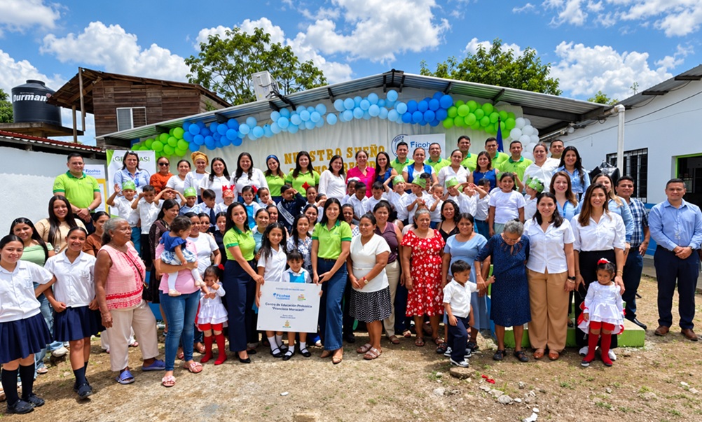 La Colonia transforma donaciones en futuro escolar para Tocoa